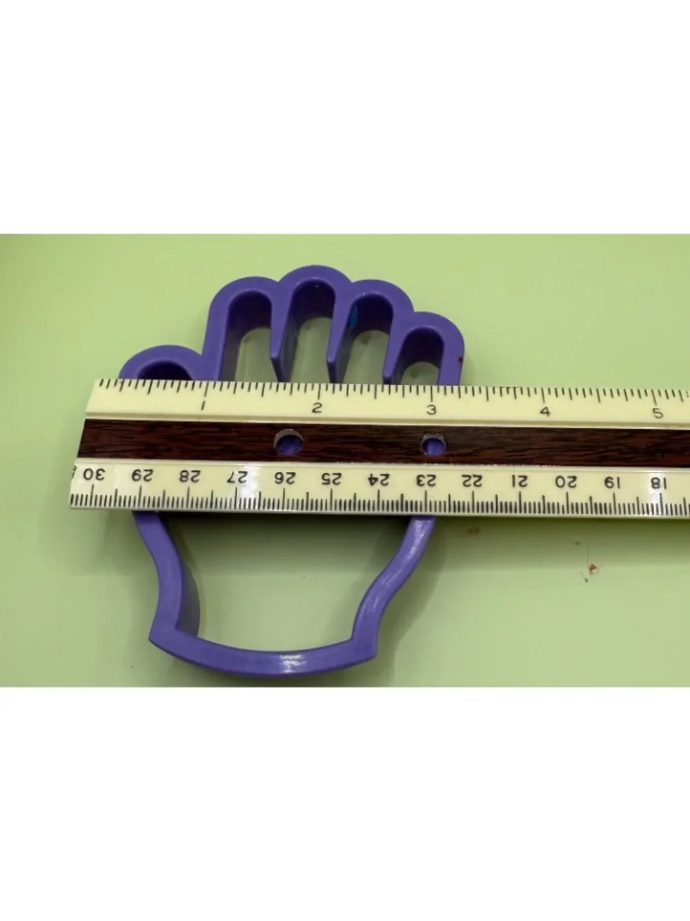 1993 Vintage Wilton Hand Shape Purple Cookie Cutter Play Dough Jello